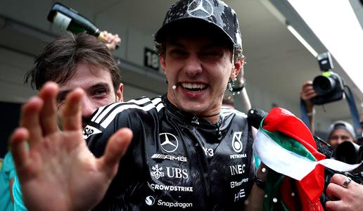 Najstnik podira mejnike največjih v zgodovini