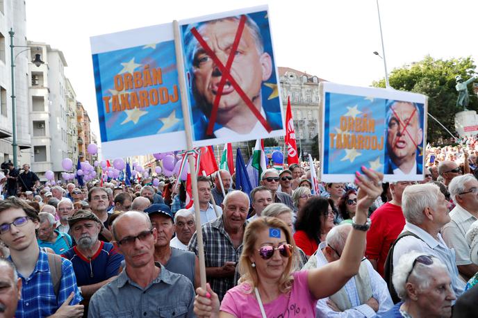 Protest v Budimpešti proti do Evrope sovražni politiki predsednika madžarske vlade Viktorja Orbana. | Foto Reuters