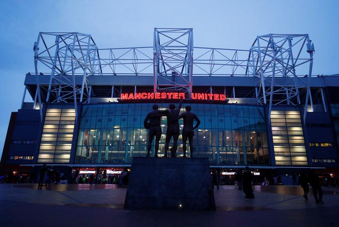 Štadion Old Trafford je svetišče za navijače Manchester Uniteda, ki jih po svetu mrgoli. | Foto: Reuters