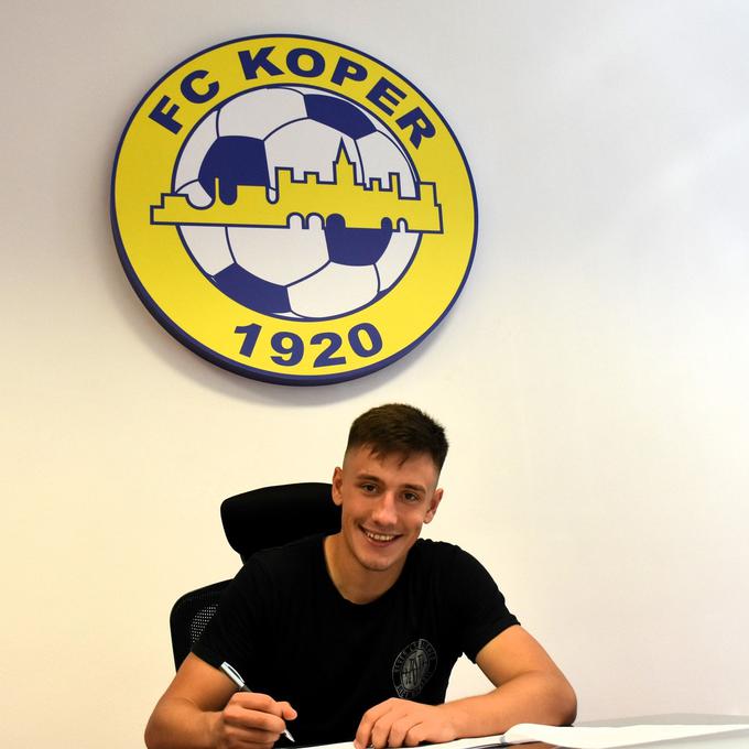 Luka Vešner Tičić ostaja v Kopru vsaj do konca sezone 2025/26. | Foto: FC Koper