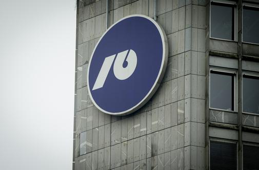 Prodaja NLB: Sinteza zaradi nevestnega dela ovadila vodilne v SDH