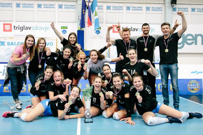 Calcit Volley | Kamničanke se veselijo tretjega pokalnega naslova, Mariborčanke ostajajo pri številki 17. | Foto Klemen Brumec