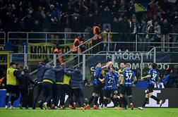 Inter proslavlja sladko zmago, Napoli prvič izgubil