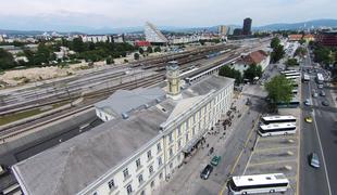 Nevladniki: Načrti za obnovo cest zaradi nove postaje v Ljubljani so neučinkoviti
