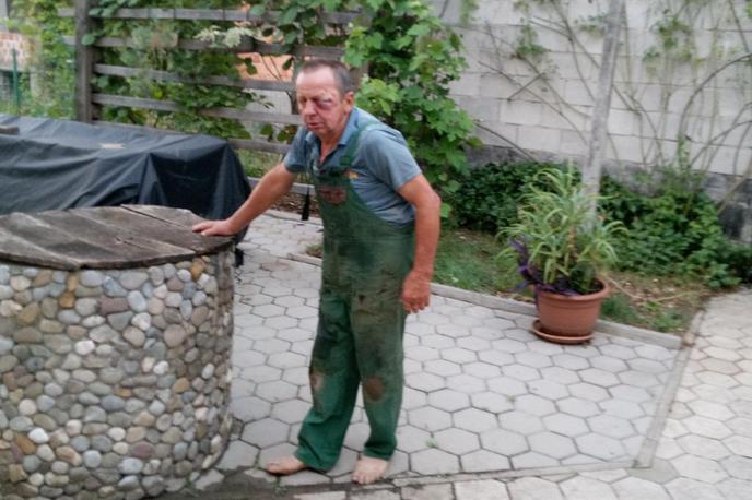 npadeni kmet v Savljah | 72-letnega Antona Čemažarja so napadli in brutalno pretepli med delom na polju.  | Foto omrežje X/Luka Svetina