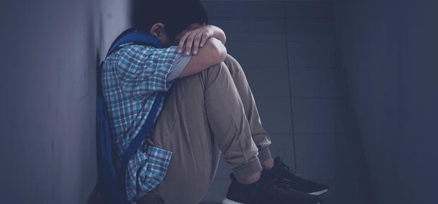 "Je normalno, da se pri 13 letih režem? Je v redu, da tega nikomur ne povem?"