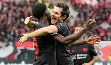 Bayer pozabil evropsko zaušnico. Bayern melje dalje, šov Leipziga brez Kampla.