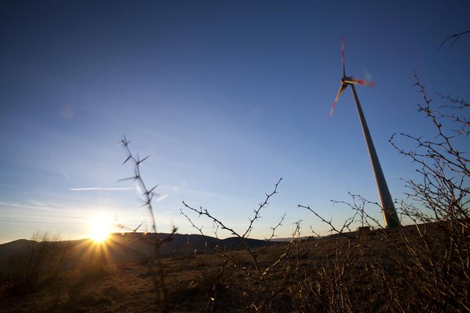 V Sloveniji obratujeta dve vetrnici. | Foto: Matjaž Tavčar