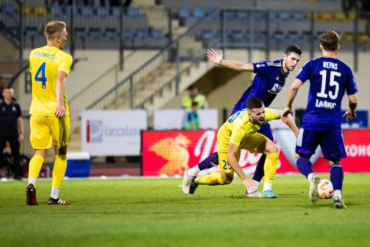 NK Domžale NK Maribor | Foto: Grega Valančič/Sportida