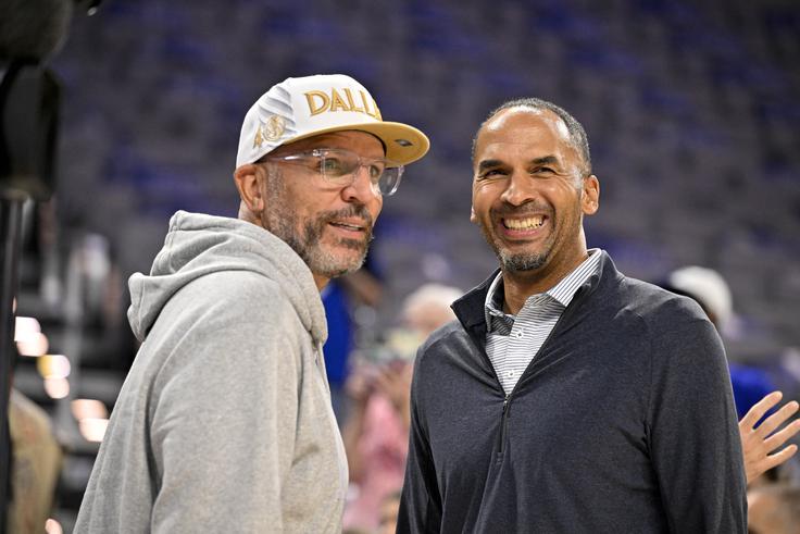 Trener Jason Kidd in generalni direktor Nico Harrison pred začetkom sezone nista skrivala optimizma. | Foto: Reuters