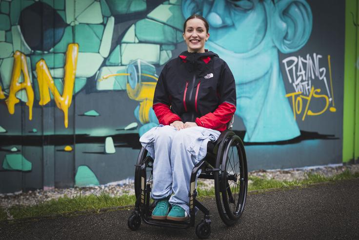 "V bolnišnici na Finskem sem imela občutek, da jim je resnično mar zame. Da so tam zato, da mi pomagajo, da bodo naredili vse, kar je v njihovi moči, da se bom dobro počutila in da bo z menoj vse v redu. V takšni situaciji ti to pomeni neizmerno veliko." | Foto: Bojan Puhek