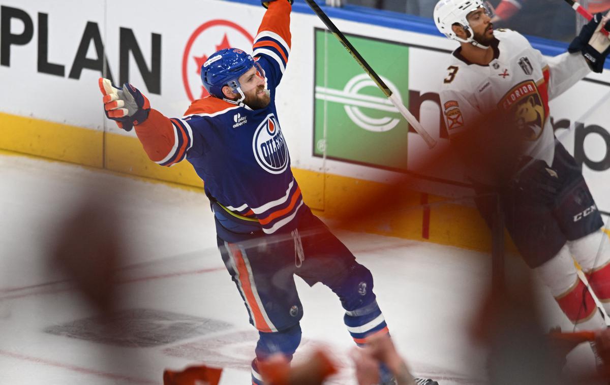 Edmonton Oilers : Florida Panthers | Junak obračuna Leon Draisaitl je v podaljšku zadel in postavil piko na i pomembnemu preobratu Edmontona.  | Foto Reuters