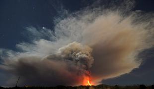 Na Siciliji znova izbruhnil vulkan Etna #video
