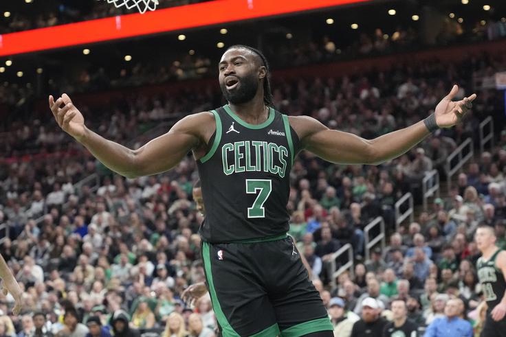 Jaylen Brown je v tej sezoni, ko Boston ne more računati na poškodovanega Jaysona Tatuma, vlečni konj Celticsov. | Foto: Guliverimage