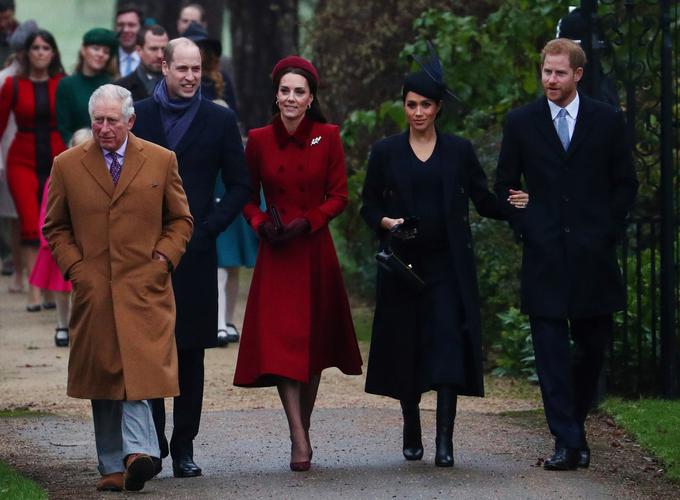 Medtem ko so člani kraljeve družine po odmevnem intervjuju že imeli pogovor s Harryjem, pa menda z Meghan ni govoril še nihče. | Foto: Reuters