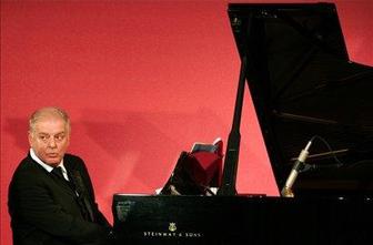 Barenboim navdušeno sprejet v Buenos Airesu