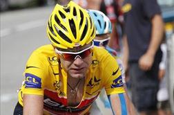 Evans popustil zaradi poškodbe komolca