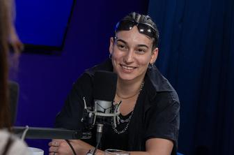 "Ko sem šla v srednjo šolo, sem si rekla, da ne bom skrivala, da sem lezbijka. In ni bilo težav."