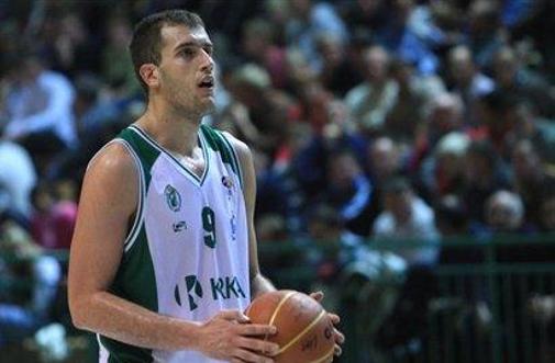 Novomeščani uspeli zadržati visoko prednost