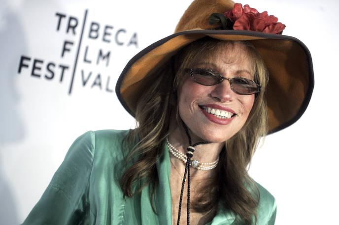 Carly Simon | Carly Simon je zaslovela v začetku sedemdesetih let z debitantskim albumom, poimenovanim po njej, za katerega je prejela grammyja za najboljšo novo izvajalko.  | Foto Guliverimage