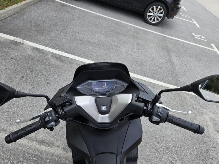 Honda skuter | Foto: Sašo Jalšovec