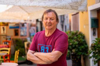 Drago Mislej - Mef:  Nisem zaljubljen v svoje besede. So sredstvo, s katerim nekaj poveš, ne pa nekaj, za kar bi moral stati do smrti.