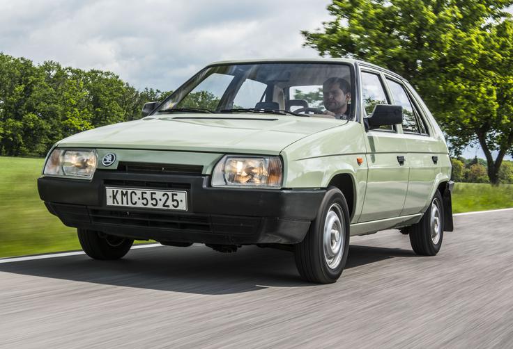 Škoda favorit – spomin na skromne začetke po tem, ko jih je prevzel koncern Volkswagen. | Foto: Škoda