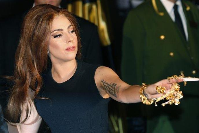 Bo Lady Gaga bankrotirala?