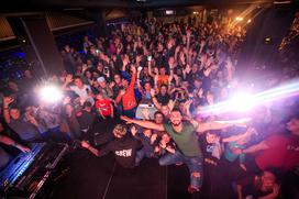 Premiera spota Challe Salle