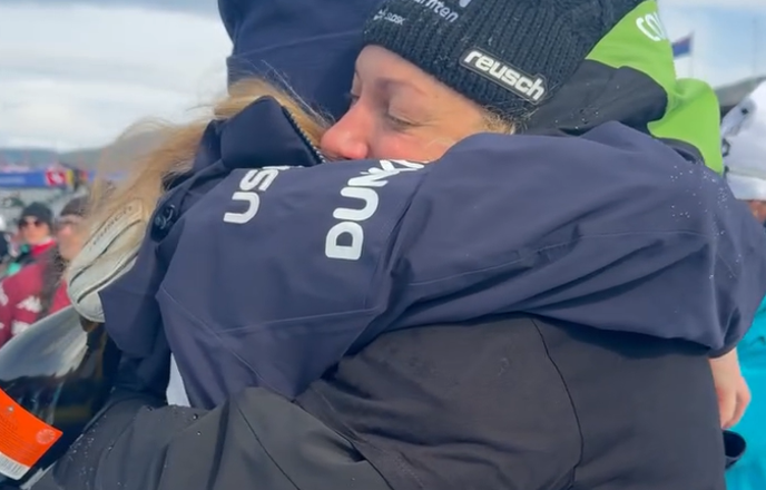 Mikaela Shiffrin ob slovesu Ilke Štuhec jokala kot dež