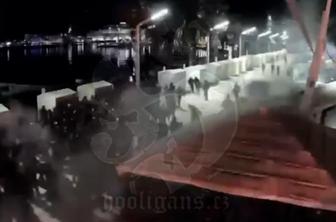 Kaos v Splitu: 150 članov Torcide nad navijače Ajaxa #video