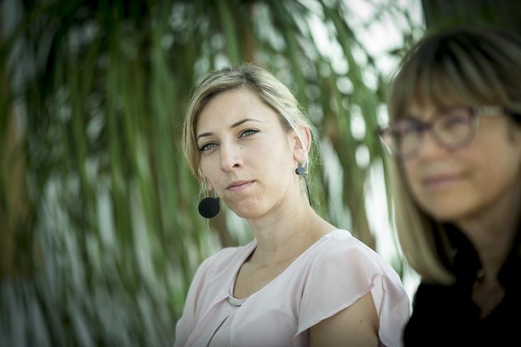 Andreja Kežar s Kemijskega inštituta (levo) je prva avtorica članka v znanstveni reviji Science Advances. Pri raziskavah je sodeloval tudi Nacionalni inštitut za biologijo, na sliki desno dr. Maja Ravnikar, vodja Oddelka za biotehnologijo in sistemsko biologijo. | Foto: Ana Kovač