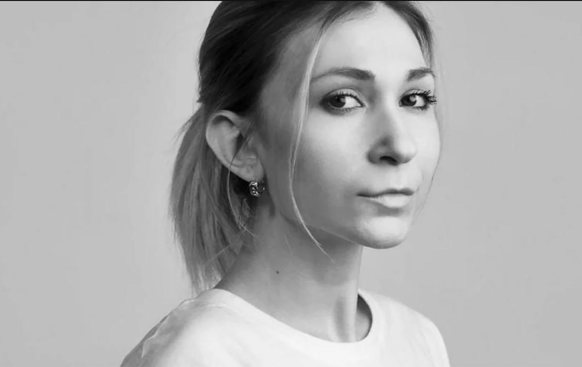 Viktorija Roščina | Mlada novinarka, ki je med drugim honorarno delala za medija Ukrajinska Pravda in Radio Svobodna Evropa, si je ime v zadnjih letih ustvarila s poročanjem s Krima, ki si ga je Rusija priključila leta 2014, in iz Mariupola, ki je bil kmalu po začetku ruske invazije Ukrajine tako rekoč porušen do tal. | Foto Profimedia