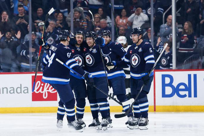 Winnipeg Jets | Winnipeg Jets so se tokrat znesli nad kralji. | Foto Reuters