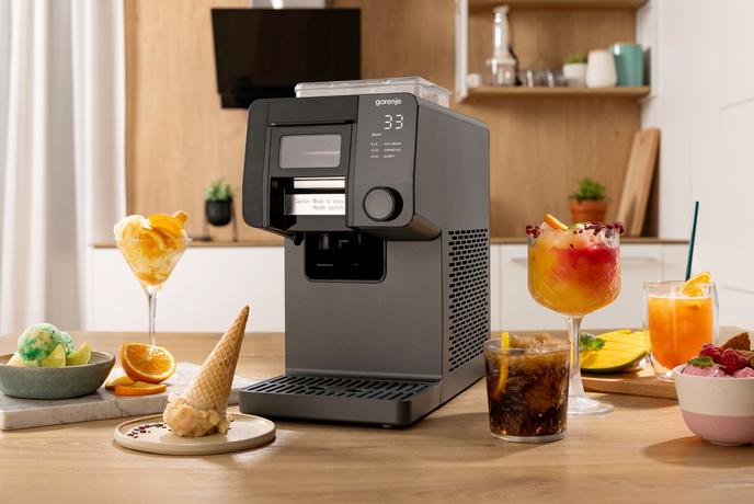 Gorenje predstavlja ledomat 3 v 1 za popolno poletno osvežitev