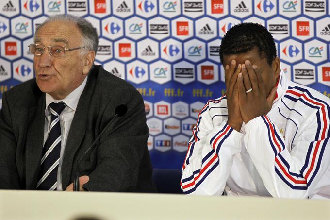 Leta 2010 se je zagovarjal v družbi predsednika francoske nogometne zveze. | Foto: Reuters