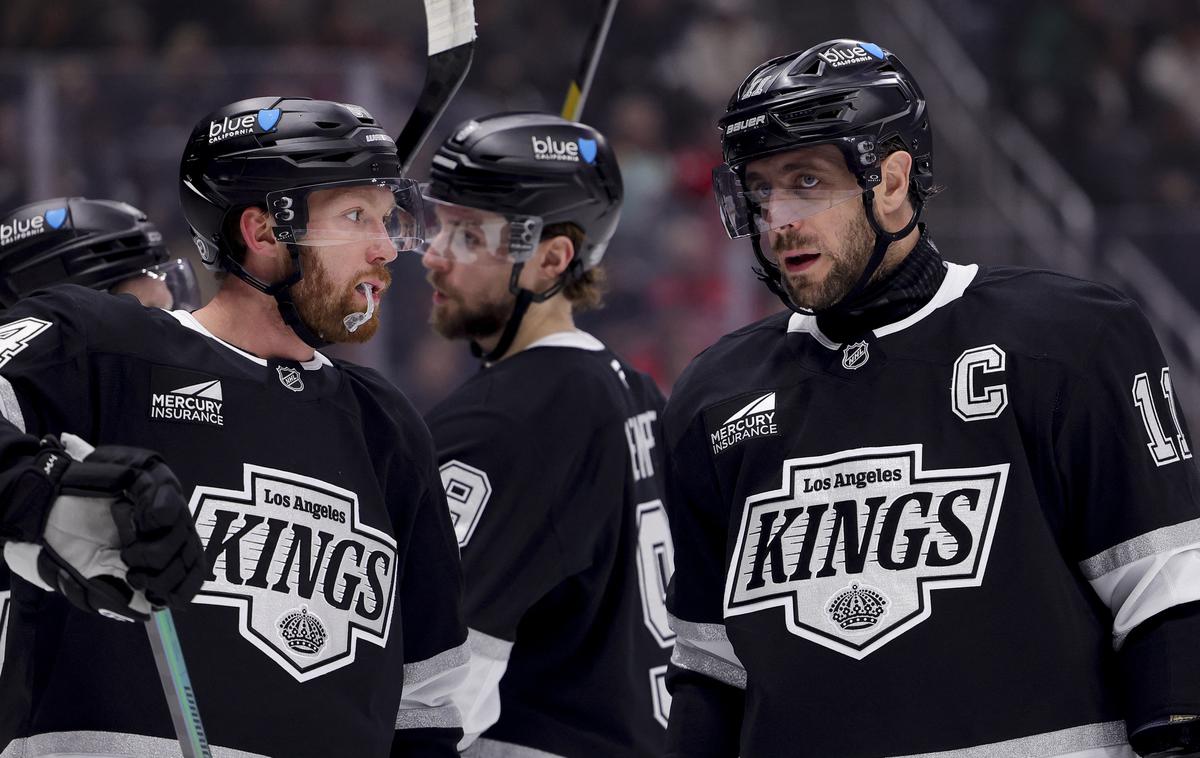 Anže Kopitar Los Angeles Kings | Anže Kopitar z Los Angeles Kings so dosegli že peto zaporedno zmago. | Foto Reuters