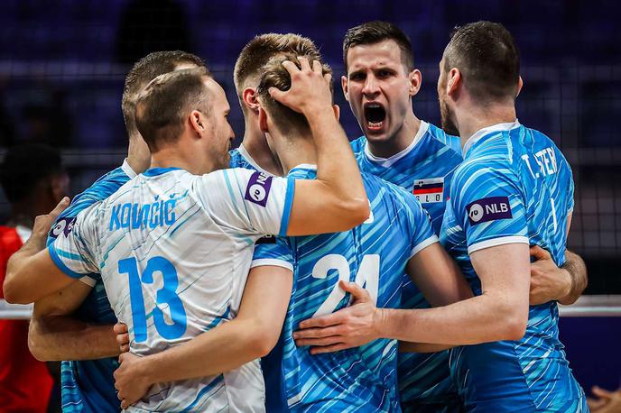 slovenska odbojkarska reprezentanca | Slovenci so za uvod lige narodov s 3:1 premagali Kubo in v določenih trenutkih s hitro predstavo presenetili še sebe. | Foto VolleyballWorld