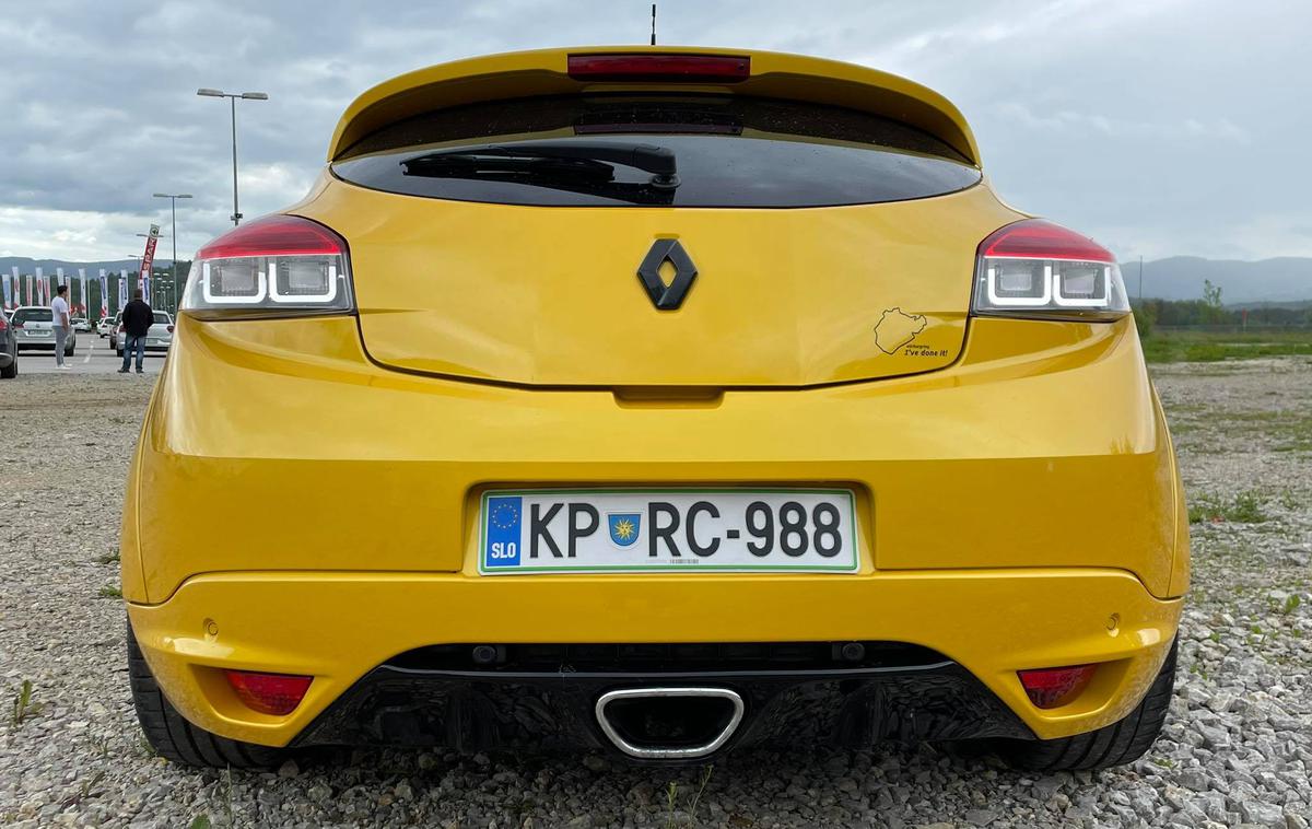 Renault megane RS 256 trophy | To je le eden izmed številnih Renaultovih avtomobilov v Sloveniji z oznako RS. | Foto Gregor Pavšič