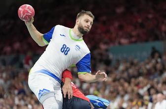 Aleks Vlah naslednje štiri sezone za Kielce