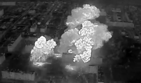 Ukrajina: Rusi so s srhljivim orožjem zažgali celo mesto