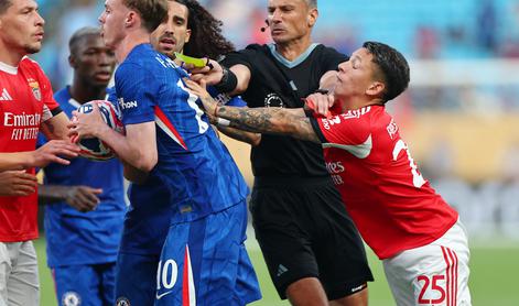 Chelsea v podaljšku napolnil mrežo Benfici, veliko dela za Slavka Vinčića