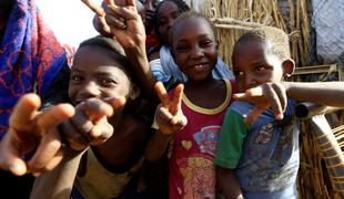 Iz nigerijske provladne milice rešenih 900 otrok