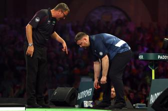 Cameron Menzies ni dobro sprejel poraza #video