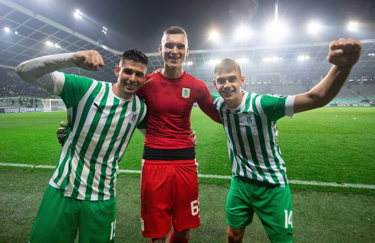 Svit Sešlar, Matevž Vidovšek in Marcel Ratnik imajo zanimivo statistiko. Če so zaigrali za Olimpijo skupaj, so zeleno-beli vedno zmagali na prvoligaški tekmi. In to brez prejetega gola!  | Foto: Vid Ponikvar