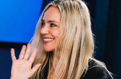 Katarina Čas v novi britanski seriji z zvezdniško zasedbo