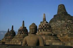 Borobudur in Prambanan - templja presežkov