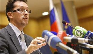 Komisija DZ se je seznanila s šikaniranjem javnih uslužbencev