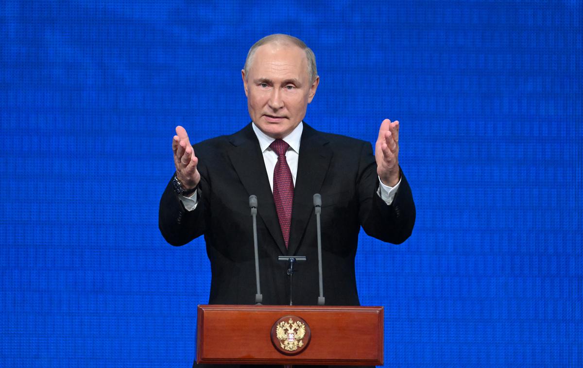 Vladimir Putin |  Putinova jedrska grožnja je pravzaprav blefiranje, vendar ima Putin namesto tega v rokavu še en zloben načrt, novo brutalno ofenzivo, meni vojaški analitik.  | Foto Reuters