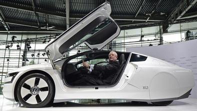 Volkswagen z milijardnimi naložbami napovedal vzpon na avtomobilski vrh